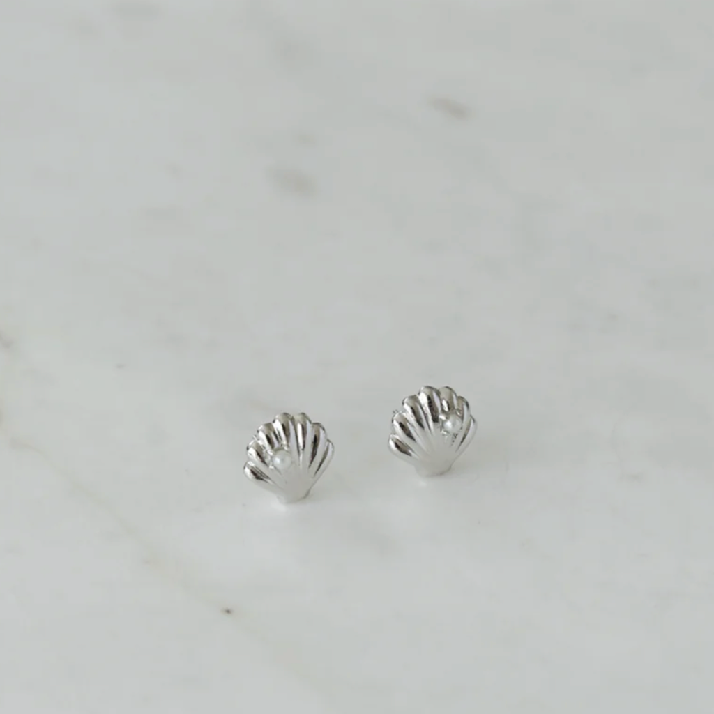 Super She Shell Studs