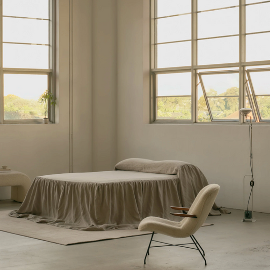 Chateau Bed Veil | Natural | Queen