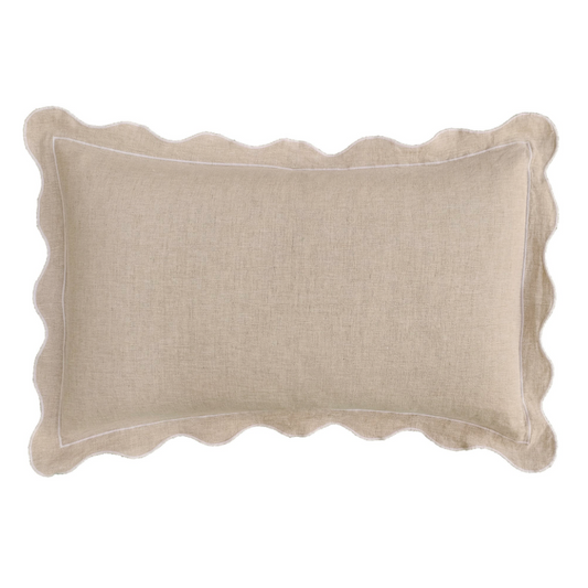 Scallop Pillowcases | Natural with white piping (set of 2)