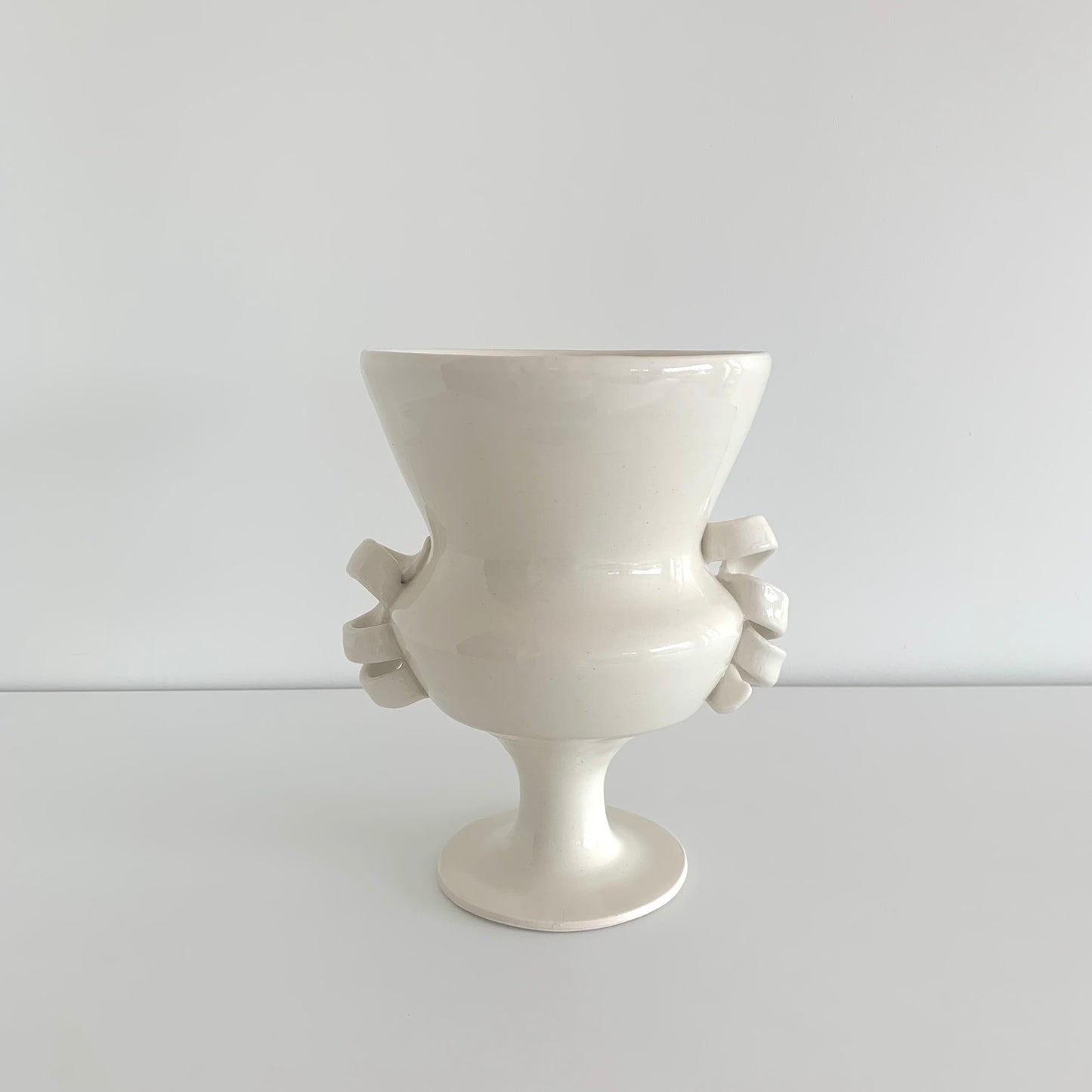 Trophy Vase | Ana