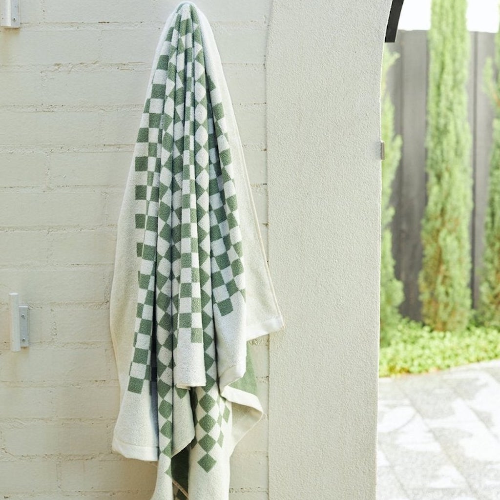 Roman Organic Cotton Pool Towel  |  Sage & Chalk